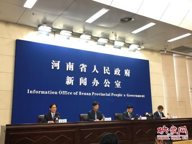 【专家:辉县每年或现多个感染高峰_辉县出现疫情】