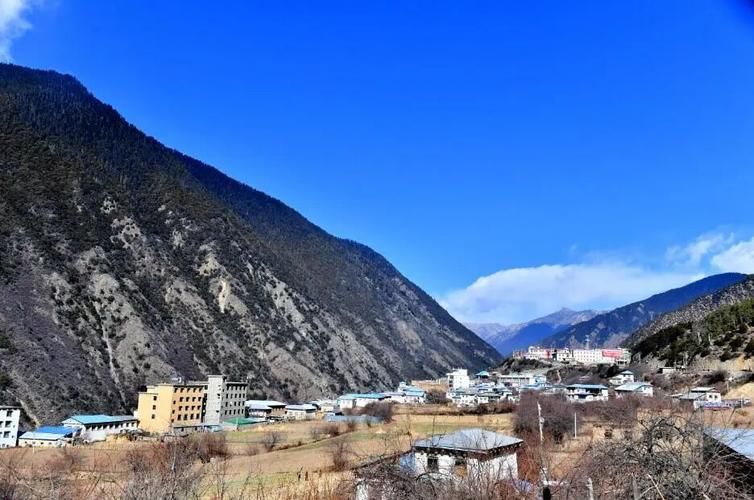 专家:西藏自治区昌都市左贡县每年或现多个感染高峰_昌都左贡县有多少人