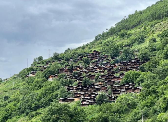 【发现云南迪庆藏族自治州维西傈僳族自治县1名密接者!,云南迪庆州有感染新型冠状病毒】