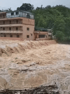 疫情视频最新禄劝彝族苗族自治县:禄劝暴雨最新动态