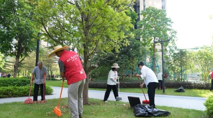 解读疫情最新消息南城街道:南城街道各社区开展爱国卫生月主题