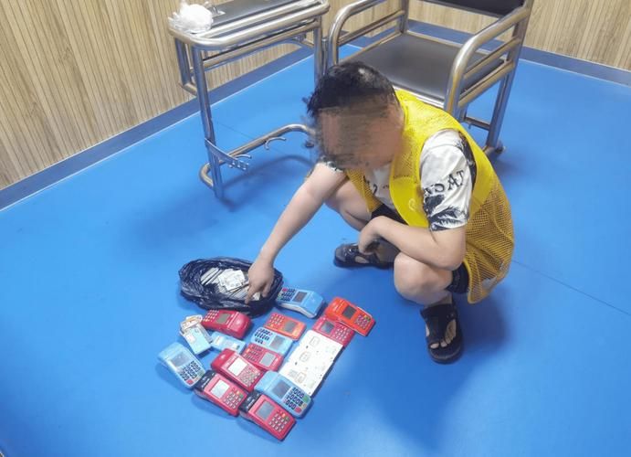 【31省份新增无症状感染者9例湖南衡阳石鼓区4例_湖南衡阳一店家一老人进店】