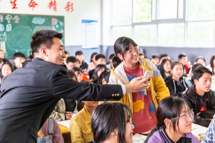 河南平顶山石龙区发现1名密接者!/平顶山石龙区矿难